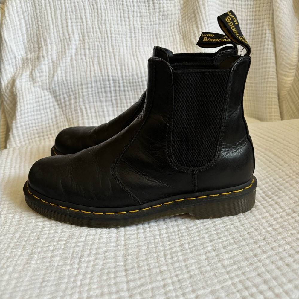 Dr. Martens carpathian leather Chelsea boots style 2976